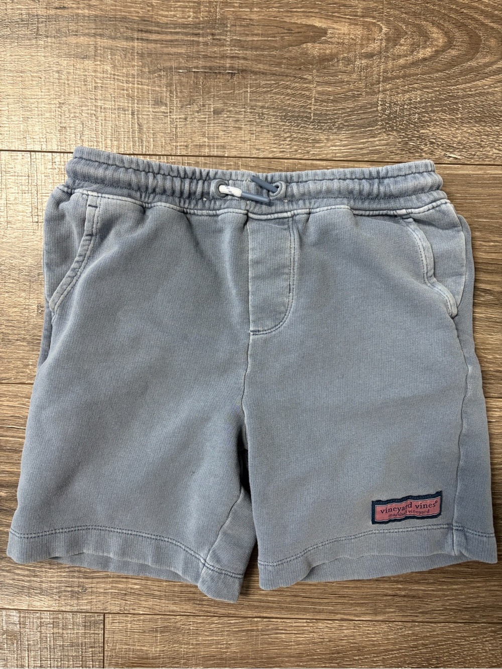 Boys Vineyard Vines shorts
